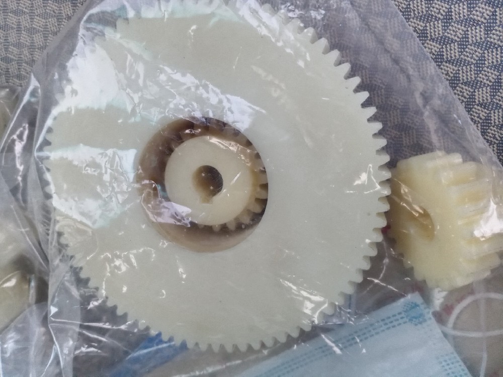 尼龙套轮